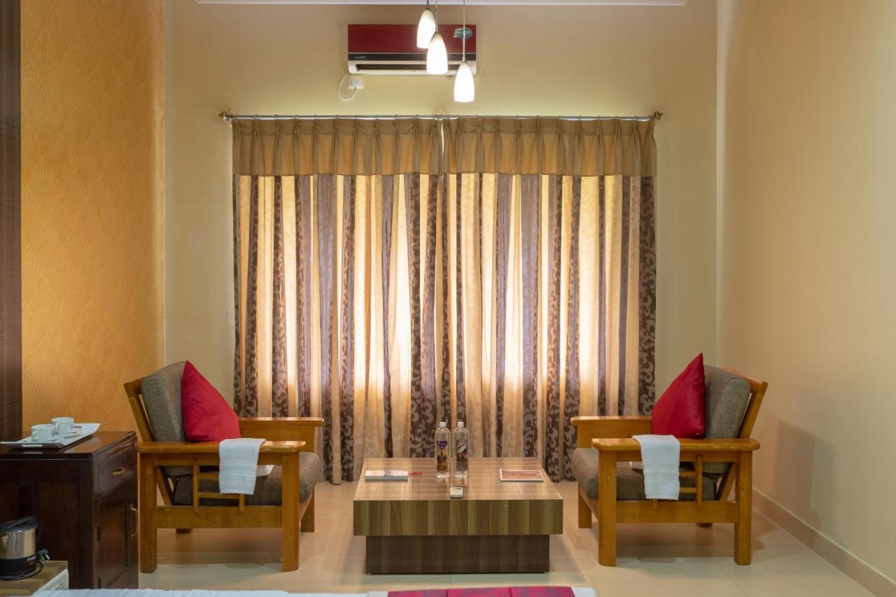 Kstdc Hotel Mayura Gerusoppa, Jogfalls Mavingundi ภายนอก รูปภาพ