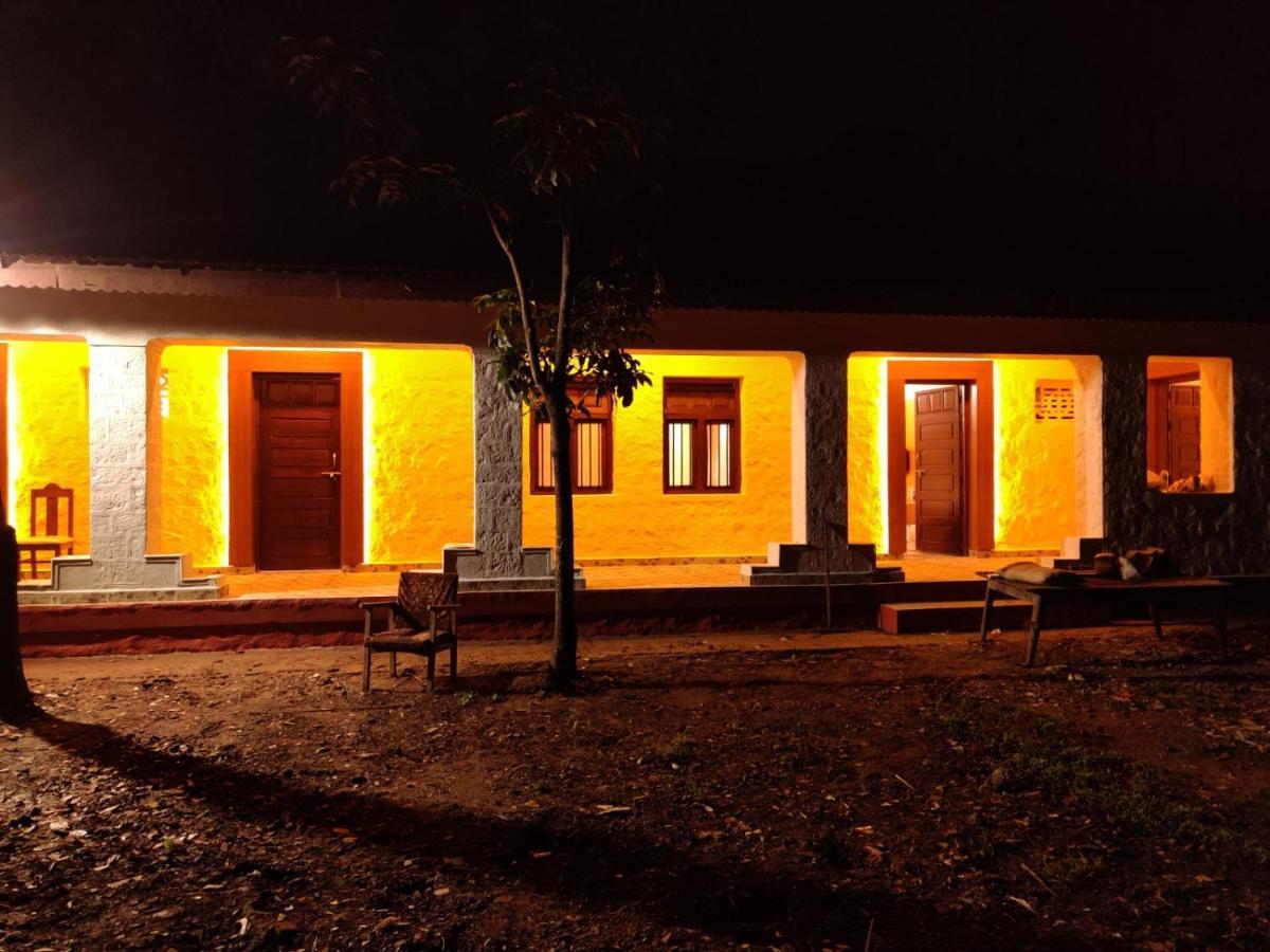 Kstdc Hotel Mayura Gerusoppa, Jogfalls Mavingundi ภายนอก รูปภาพ
